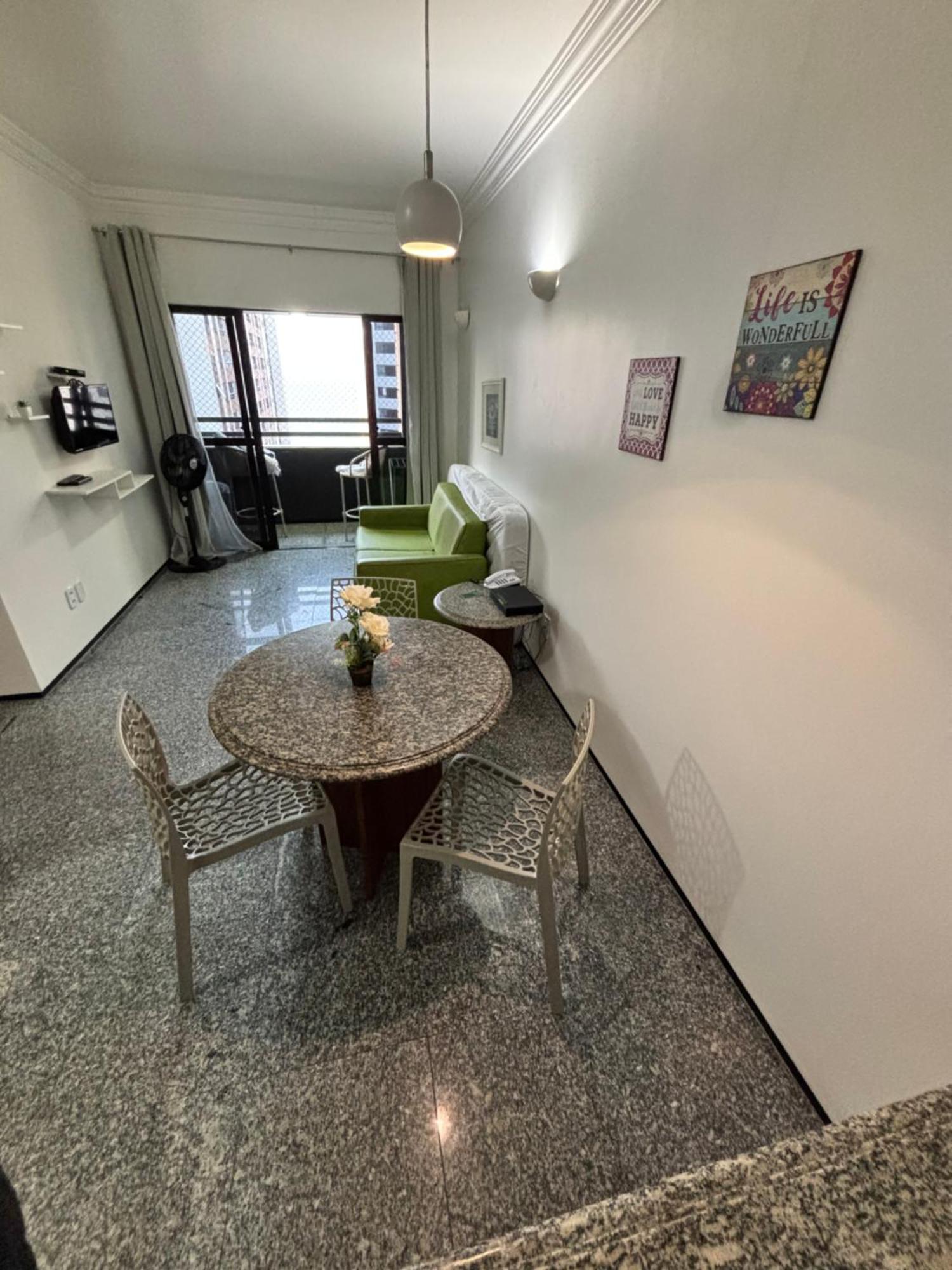 Flat Meireles, Vista Mar, Avenida Abolicao Ap 1307 , 1404 Fortaleza (Ceara)